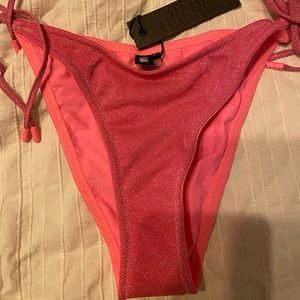 TRIANGL bottoms NWT SIZE large